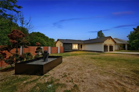 Photo of 3600 Alexandria DR, Austin, TX 78749 (MLS # 3199216)