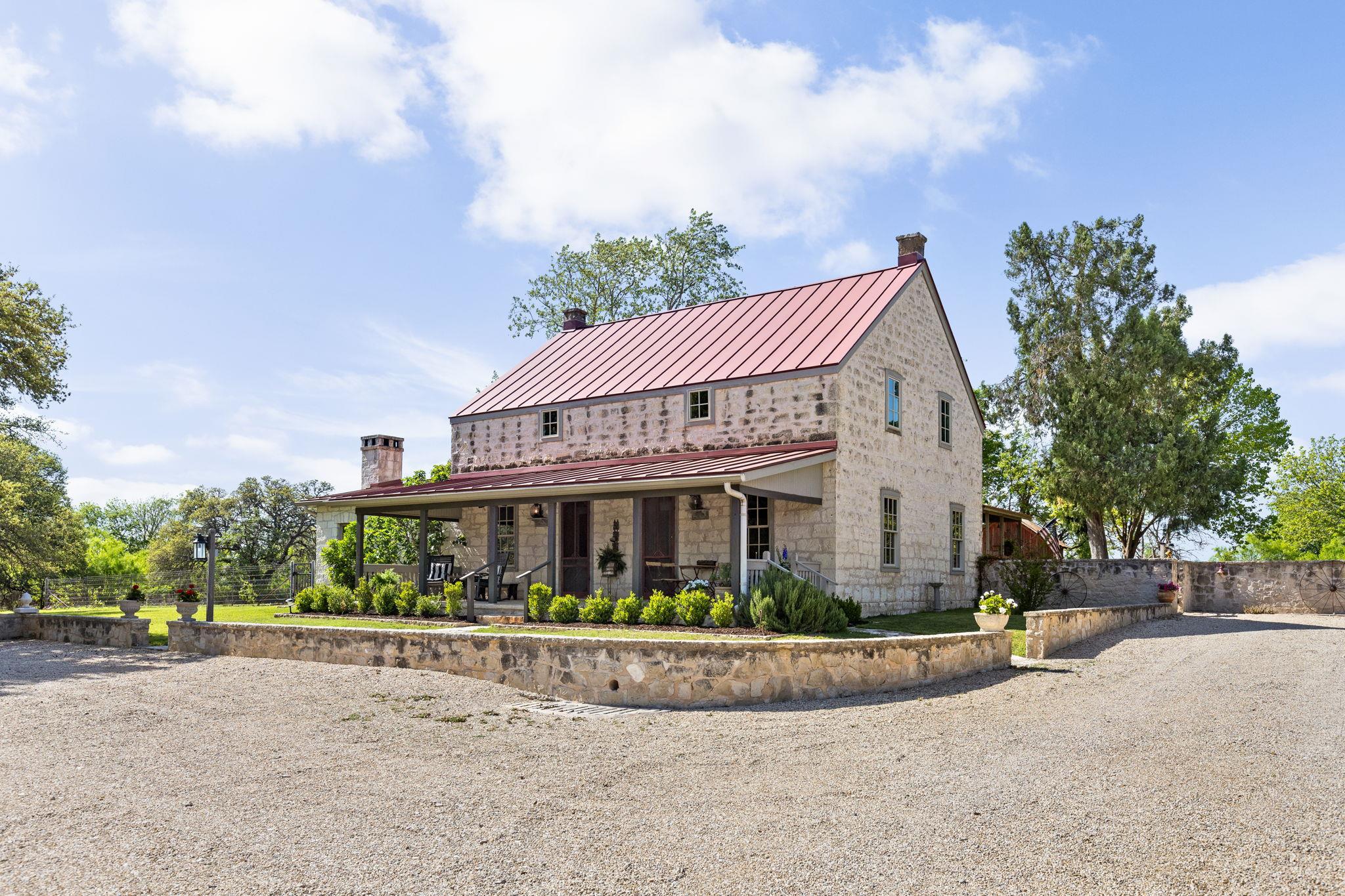 6754 Grape Creek RD