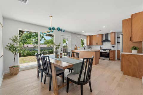 Photo of 1203 Ridgehaven DR, Austin, TX 78723 (MLS # 4902601)
