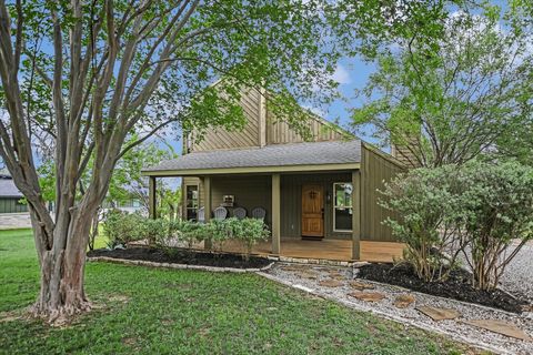 424 Bedford DR Spicewood TX 78669