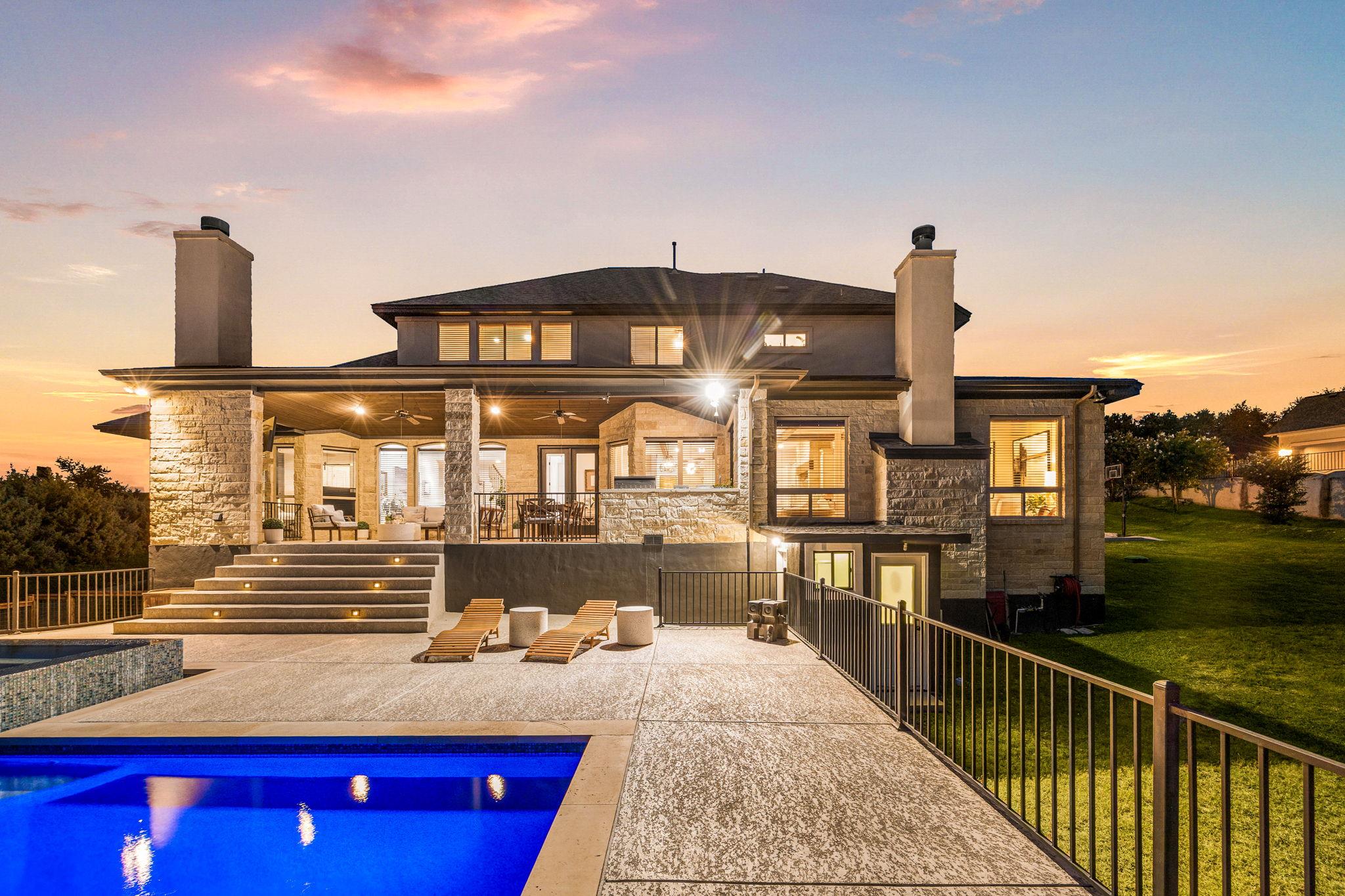 5240 Diamante DR