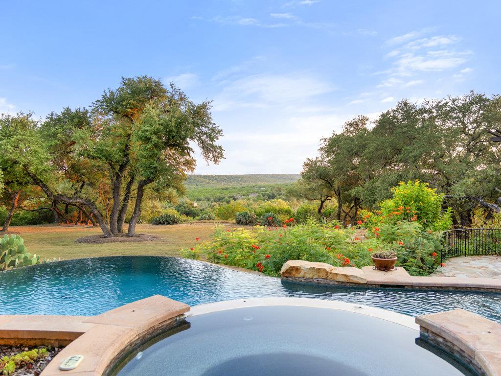 3140 La Ventana PKWY