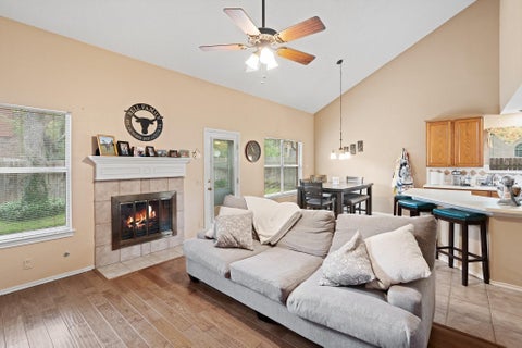 Tiny photo for 12900 Medina River WAY, Austin, TX 78732 (MLS # 7886226)