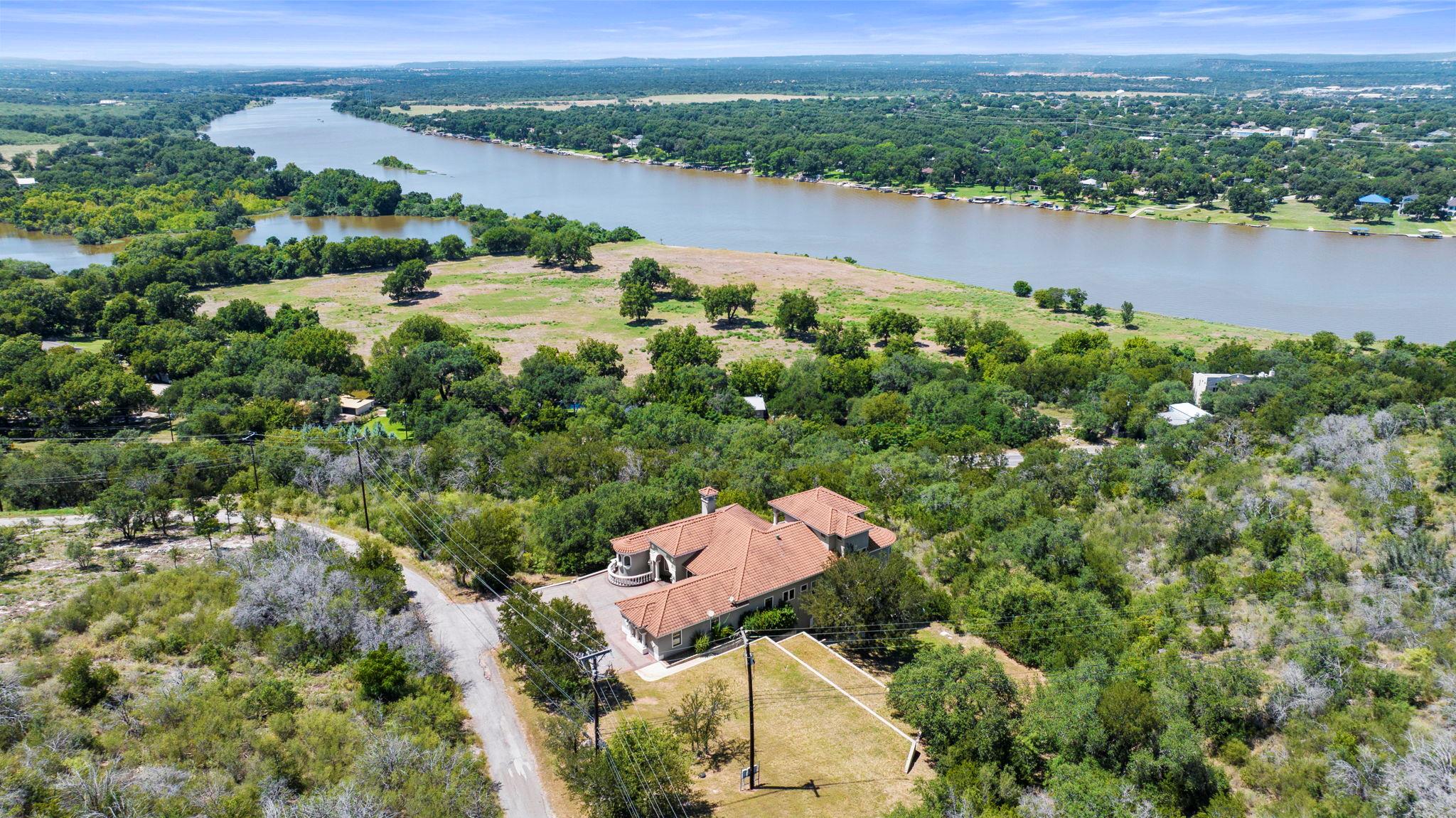 301 Circle DR