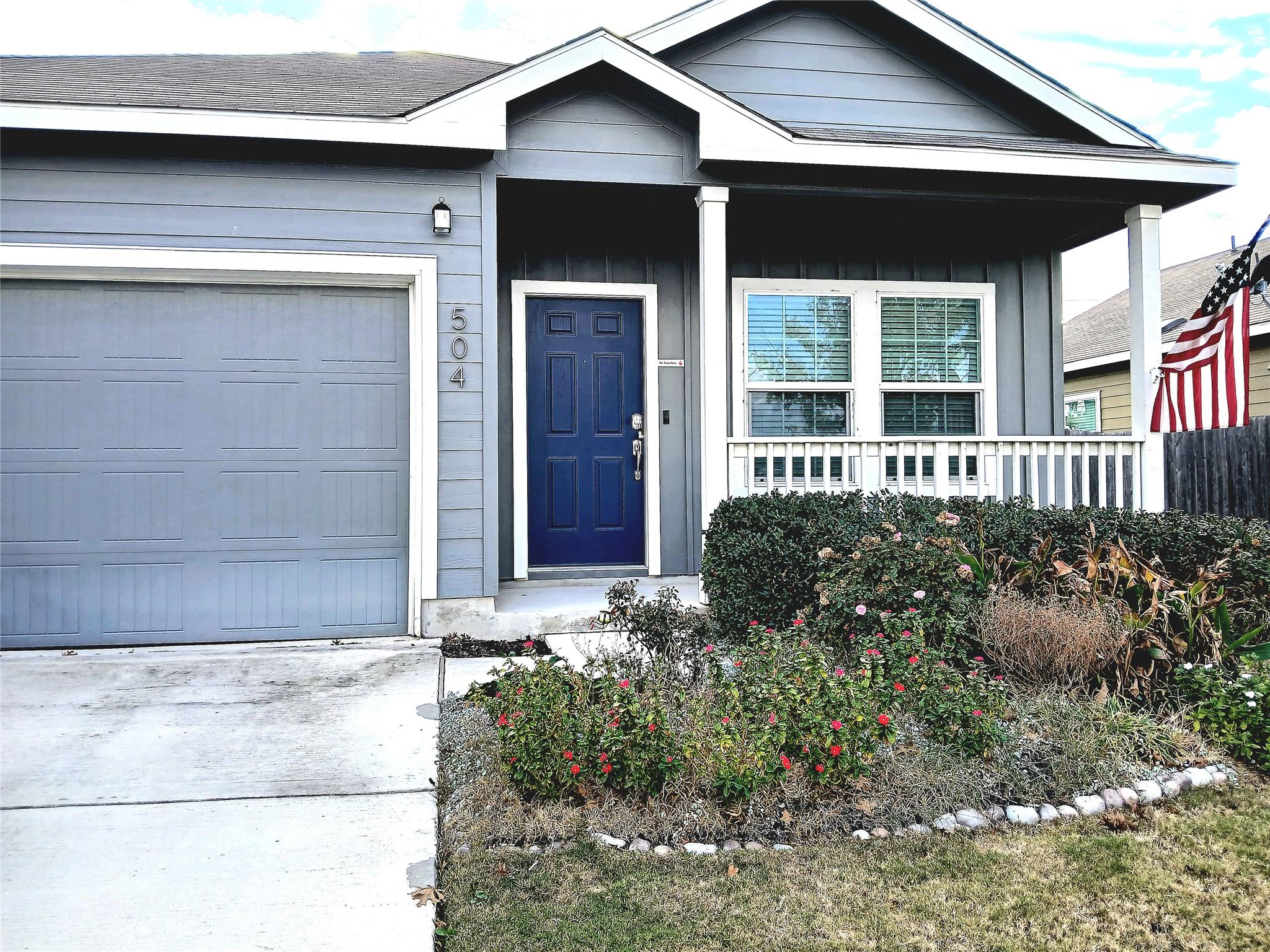 504 Gabriels Bluff DR