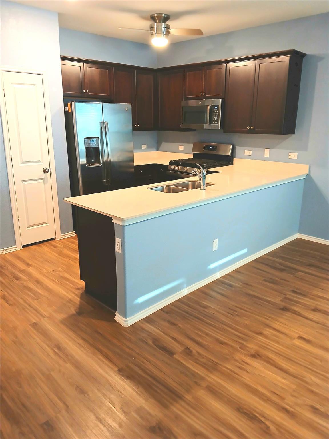 504 Gabriels Bluff DR