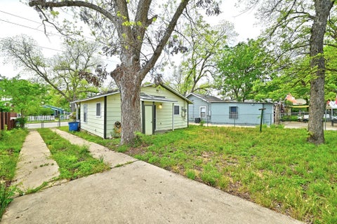 Tiny photo for 1710 Holly ST, Austin, TX 78702 (MLS # 1820436)