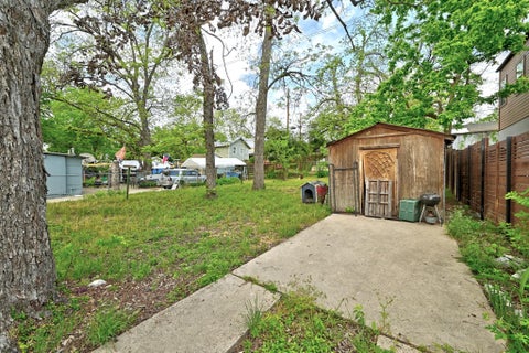 Tiny photo for 1710 Holly ST, Austin, TX 78702 (MLS # 1820436)