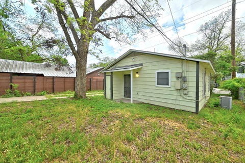 Tiny photo for 1710 Holly ST, Austin, TX 78702 (MLS # 1820436)