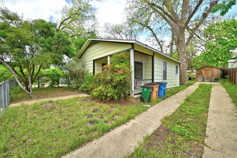 Tiny photo for 1710 Holly ST, Austin, TX 78702 (MLS # 1820436)