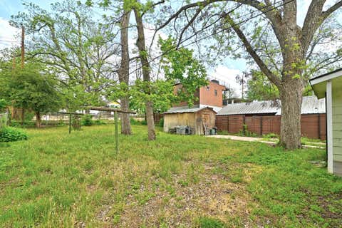 Tiny photo for 1710 Holly ST, Austin, TX 78702 (MLS # 1820436)