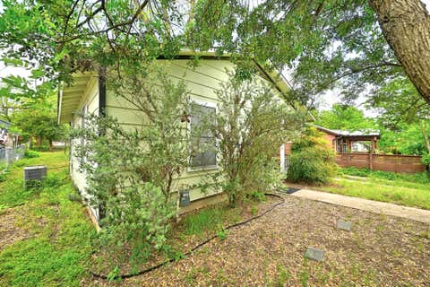 Tiny photo for 1710 Holly ST, Austin, TX 78702 (MLS # 1820436)