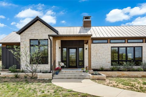 329 Calvary CV Dripping Springs TX 78620