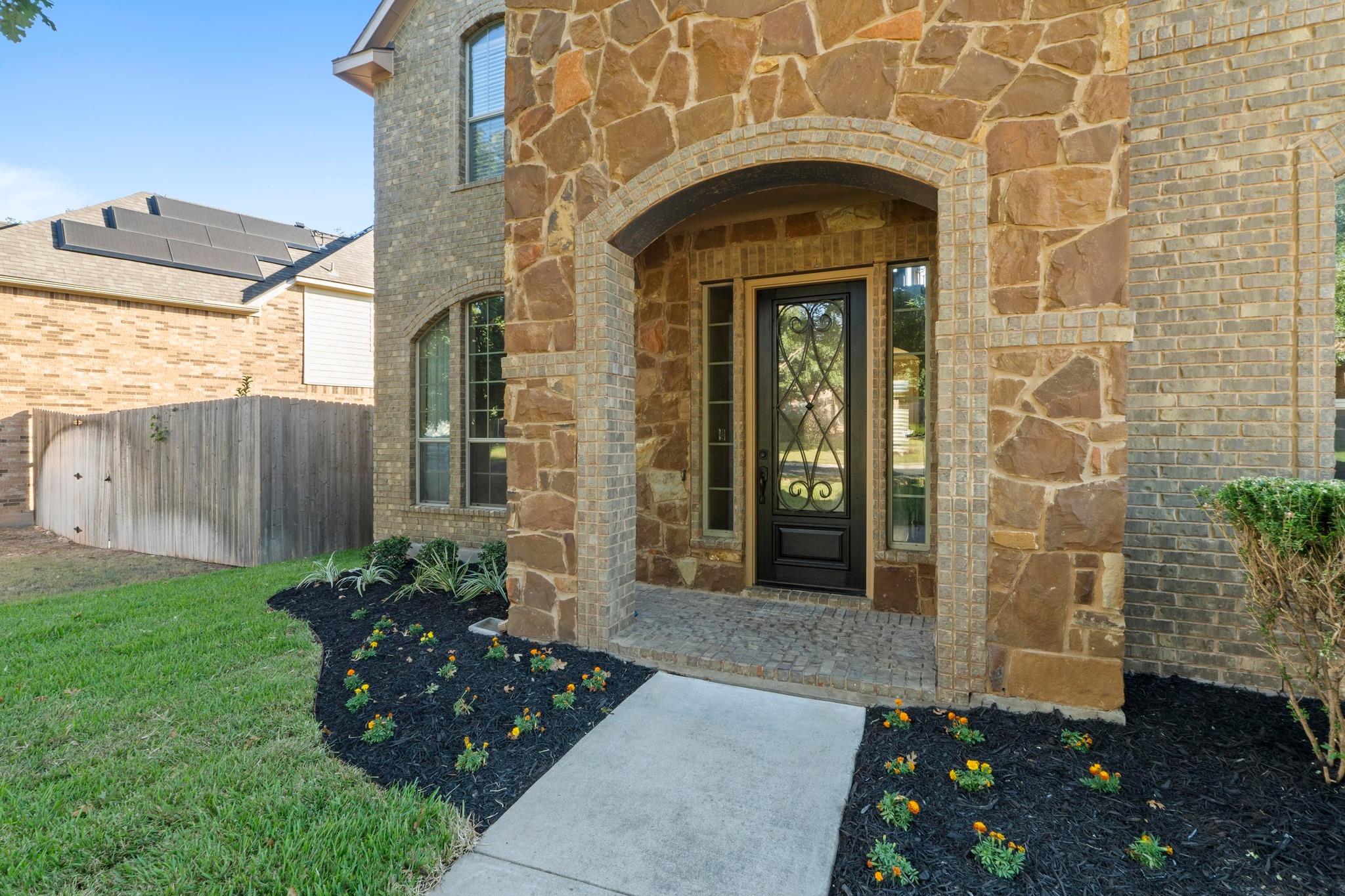 3913 Obsidian LN