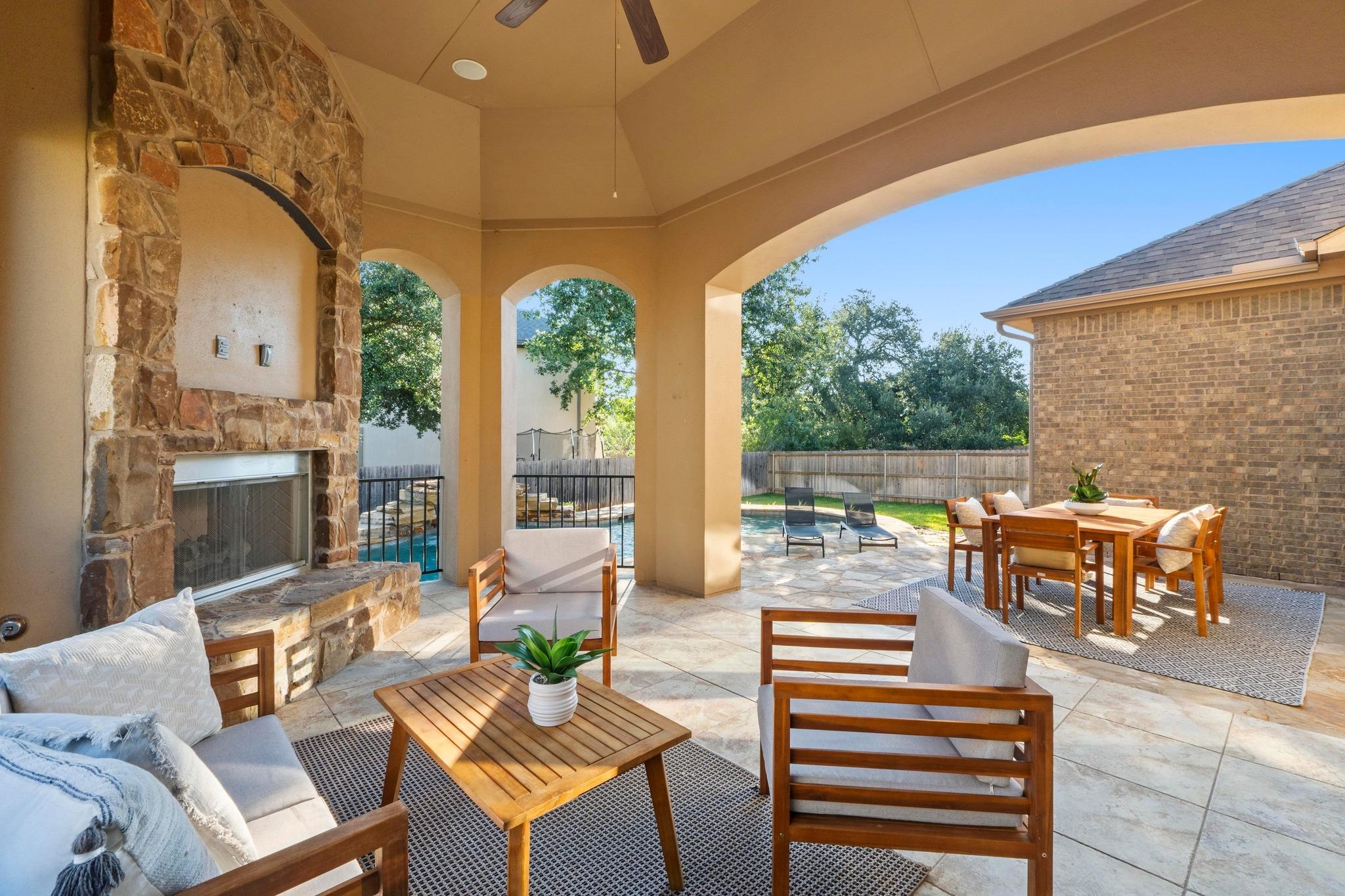 3913 Obsidian LN