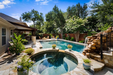 Photo of 4007 Vista Isle DR, Round Rock, TX 78681 (MLS # 1031250)