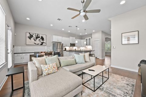 Tiny photo for 4219 Berkman DR, Austin, TX 78723 (MLS # 9578261)