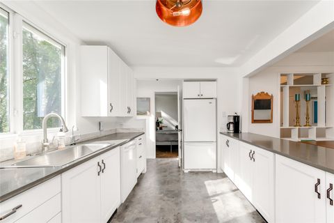 Tiny photo for 5323 Downs DR, Austin, TX 78721 (MLS # 9900153)