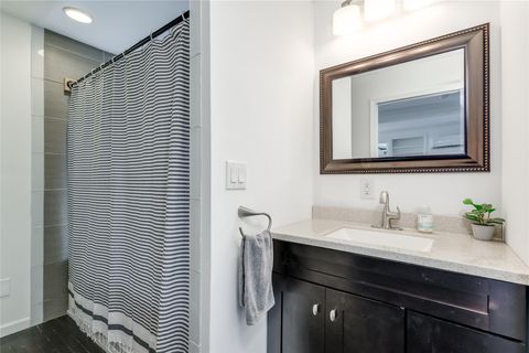 Tiny photo for 5323 Downs DR, Austin, TX 78721 (MLS # 9900153)
