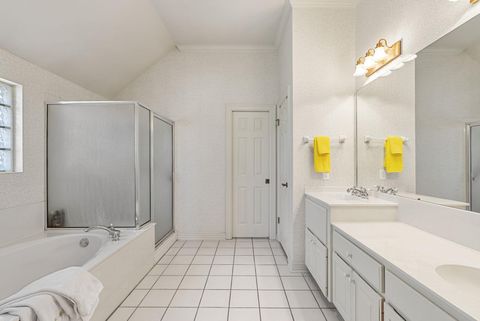 Tiny photo for 123 Clubhouse DR, Lakeway, TX 78734 (MLS # 4313805)