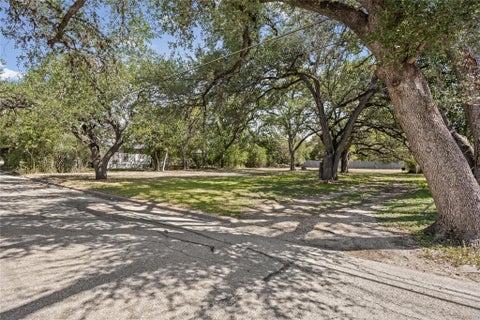 Photo of 1006 N Blanco ST, Lockhart, TX 78644 (MLS # 3516245)