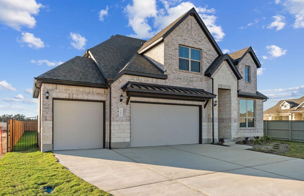 Photo of 502 Gitano CIR, Liberty Hill, TX 78642 (MLS # 4869142)