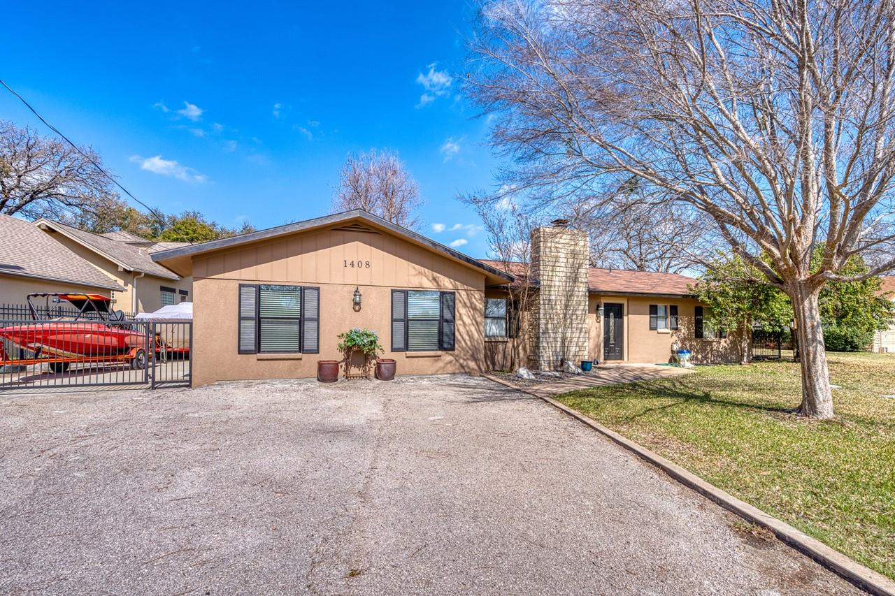 1408 Highland Dr DR