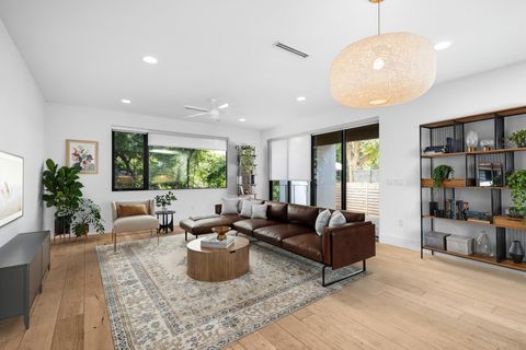 Tiny photo for 1116 Mariposa DR #D, Austin, TX 78704 (MLS # 6923689)