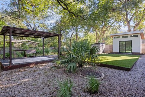 Tiny photo for 1116 Mariposa DR #D, Austin, TX 78704 (MLS # 6923689)
