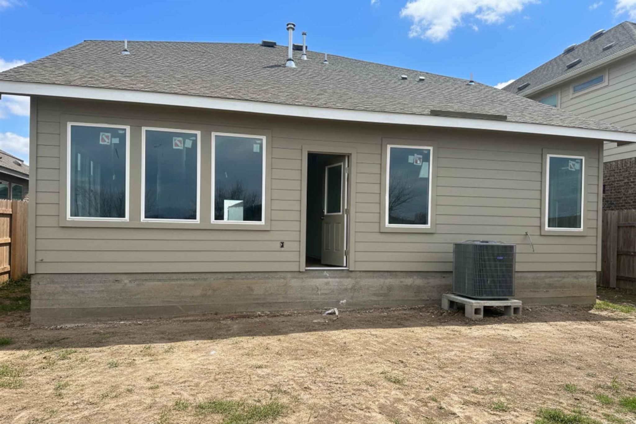 13725 Tucker Hedge PASS