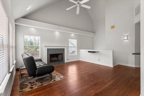 Tiny photo for 5813 Sandalwood HOLW, Austin, TX 78731 (MLS # 7517463)