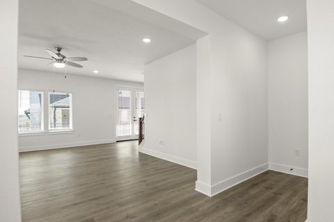 Tiny photo for 7814 Ella Lee, Austin, TX 78744 (MLS # 3474584)