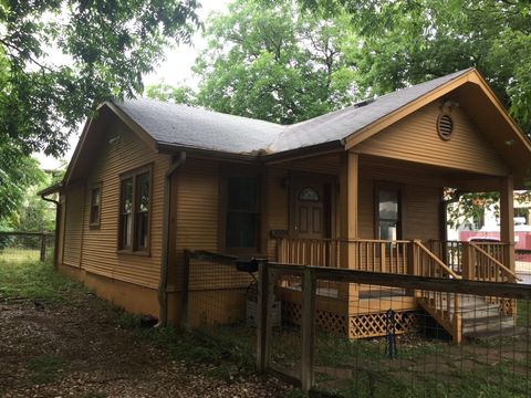 1004 W 43rd ST Austin TX 78756