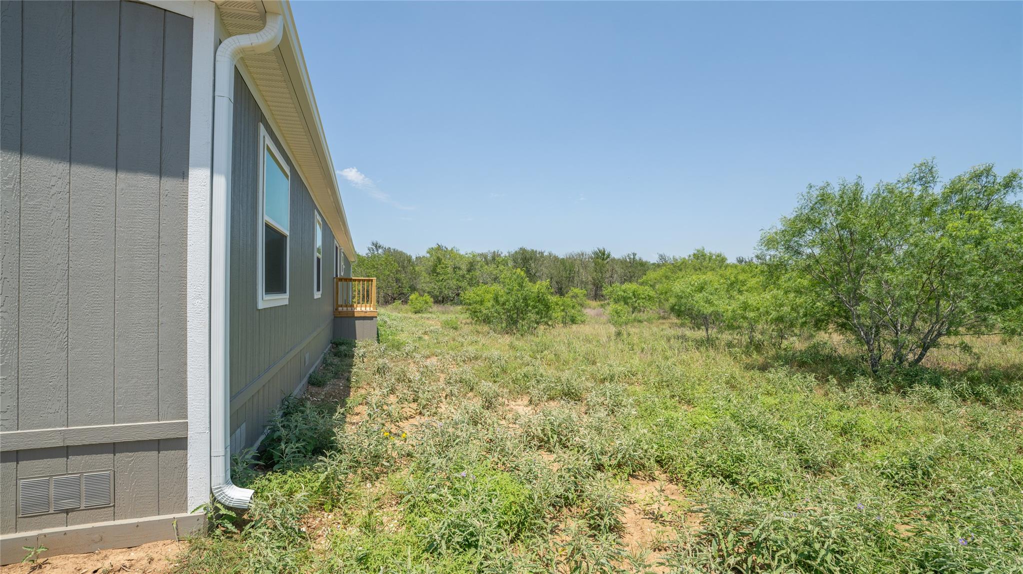 1121 Callihan RD