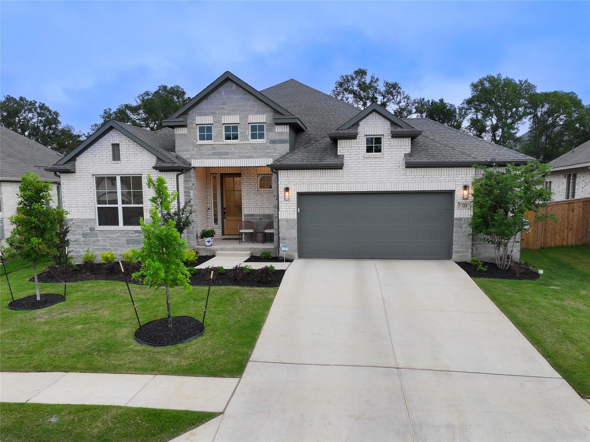 133 Lily Pad LN