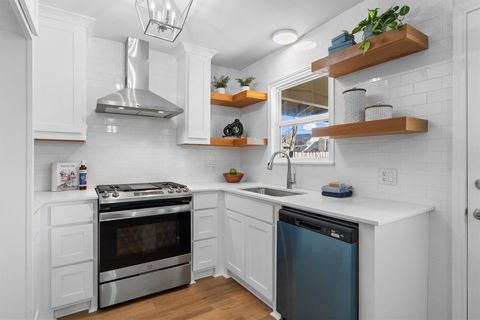 Tiny photo for 8515 Spearman DR, Austin, TX 78757 (MLS # 2081599)