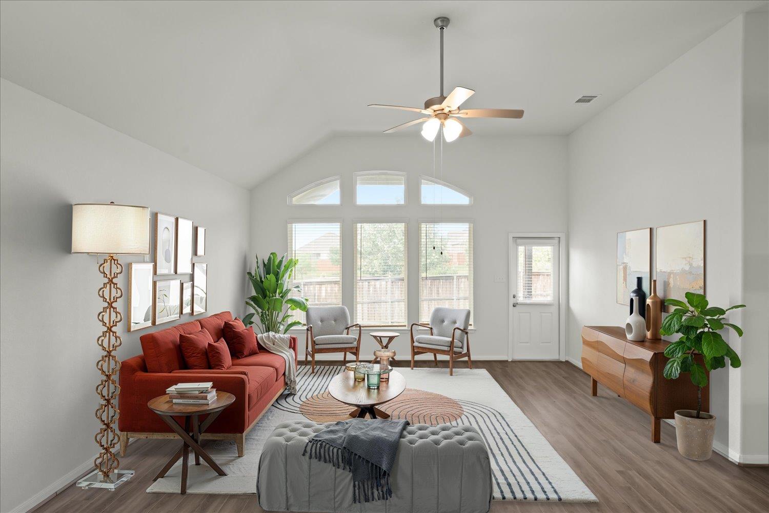 423 Leadtree LOOP