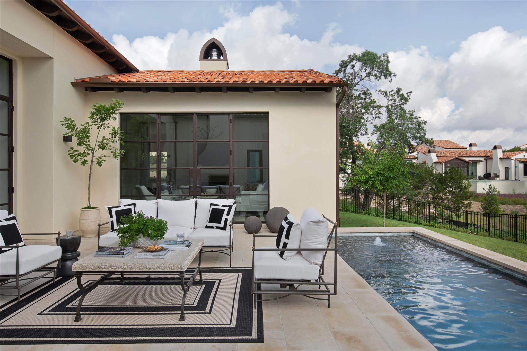 4401 AMARRA DR 19