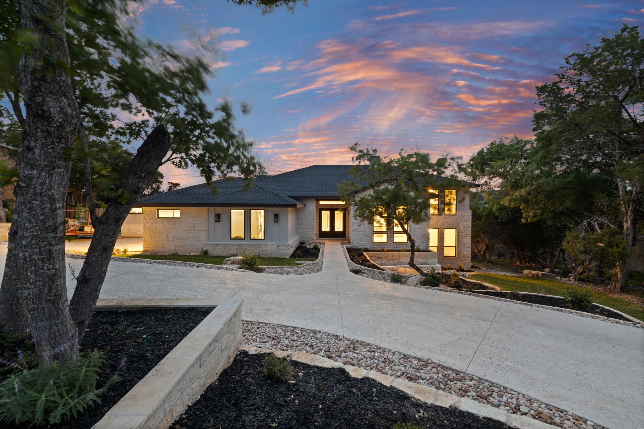 307 Palos Verdes DR
