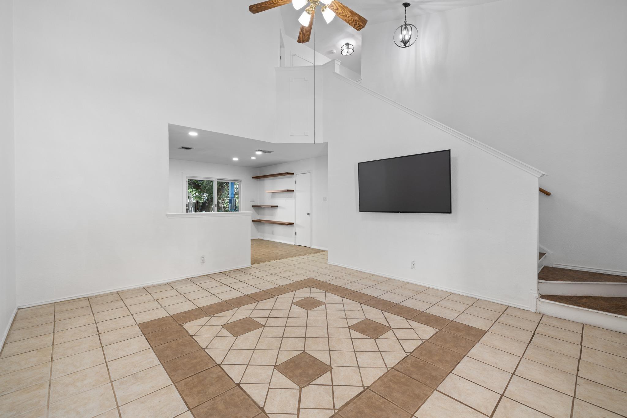 104 Grant CT