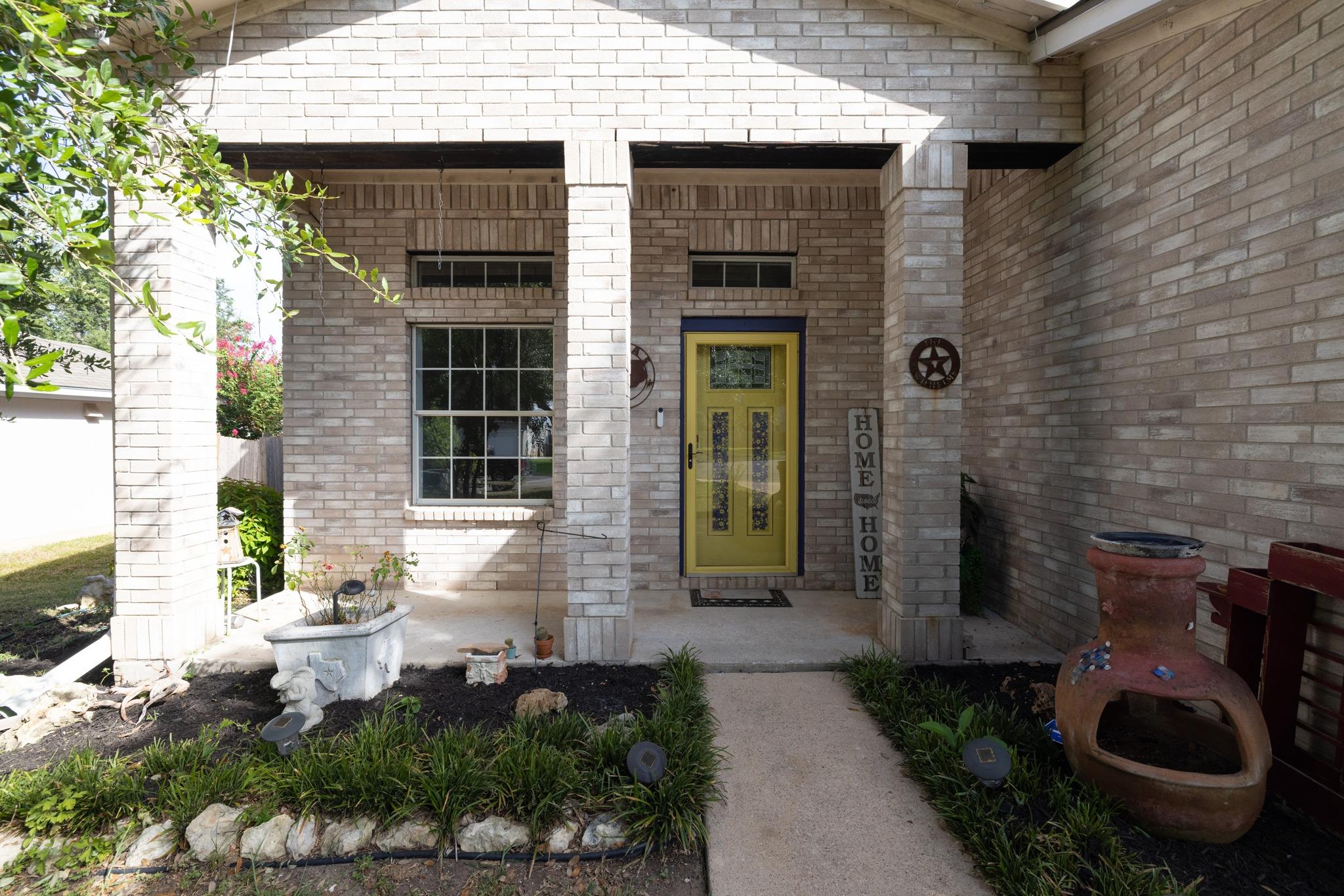 104 Grant CT