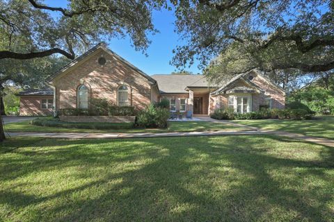 Photo of 4512 Elohi DR, Austin, TX 78746 (MLS # 5392405)