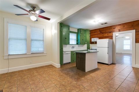 Tiny photo for 3304 Harris Park Ave, Austin, TX 78705 (MLS # 1083137)