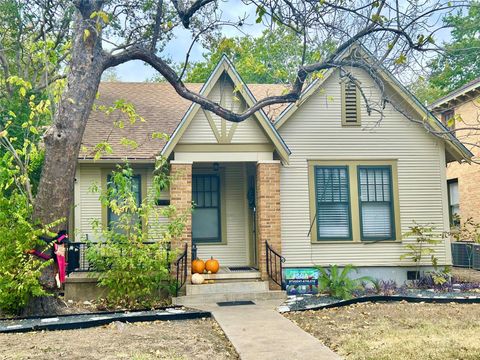 Photo of 3304 Harris Park Ave, Austin, TX 78705 (MLS # 1083137)