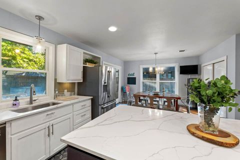 Tiny photo for 611 W Johanna ST, Austin, TX 78704 (MLS # 9276973)