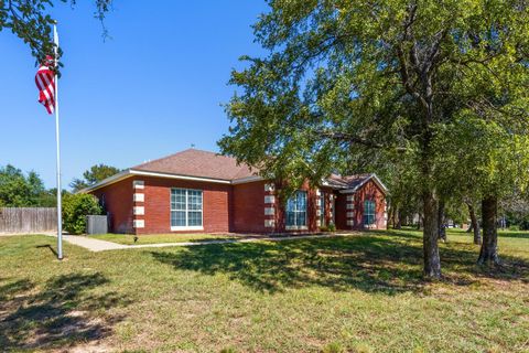 1398 County Road 3152 Kempner TX 76539