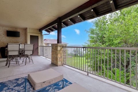 6712 Lantern View DR 303 Jonestown TX 78645