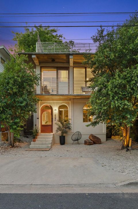 Photo of 1404 S 3rd ST, Austin, TX 78704 (MLS # 3786747)