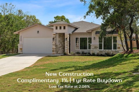 Photo of 20405 Sunset Strip ST, Lago Vista, TX 78645 (MLS # 8657655)