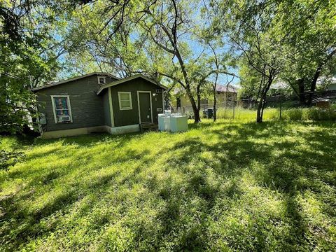 Photo of 3208 E 16th ST, Austin, TX 78721 (MLS # 2891062)